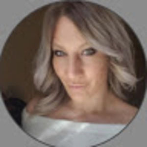 Meet your Posher, Kendra